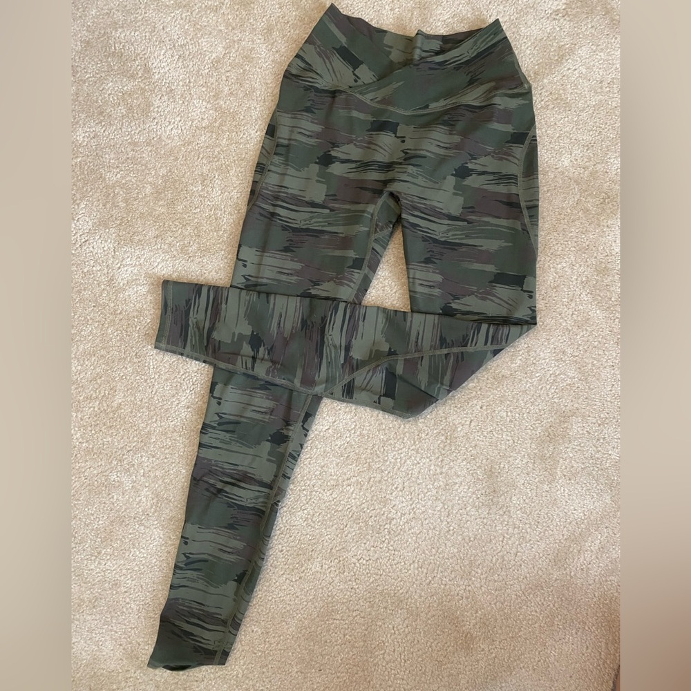 Alphalete leggings